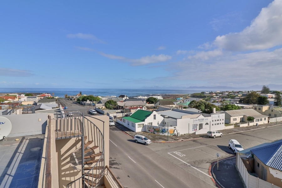 2 Bedroom Property for Sale in Gansbaai Central Western Cape